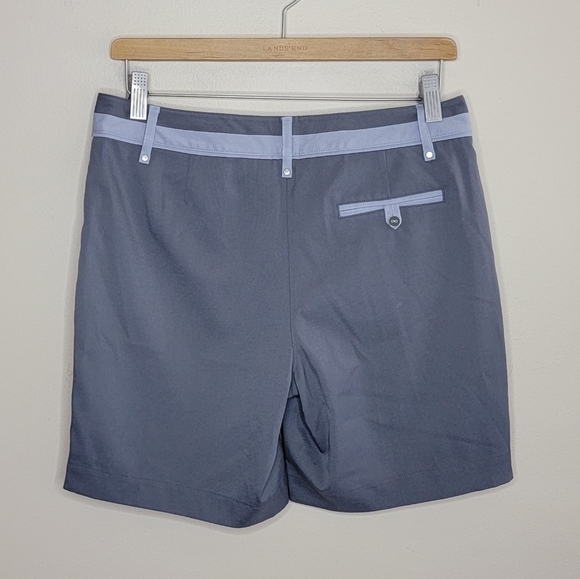 Lady Hagen | Gray Monochrome Colorblock Bermuda Golf Shorts - Picture 3 of 4